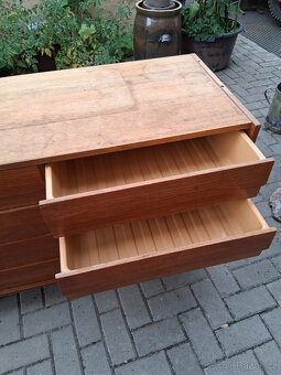 Retro komoda - Jiroutek /určeno k renovaci / - 2