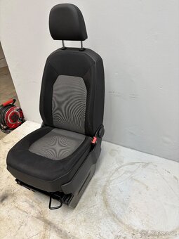 Sedadlo pravé Vw Crafter Man 2017- Výborný stav - 2