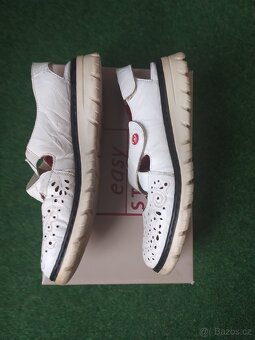 dámské-dívčí kožené baleríny zn: Rieker vel.37 - 2