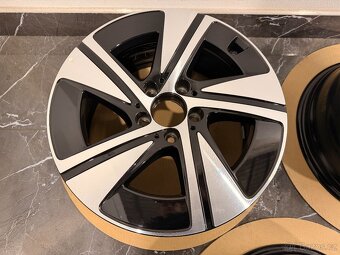 origo ALU KOLA Mercedes V-Klasse W447 A4484011400 r17 - 2