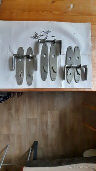 Dveřní kování, kliky - 2