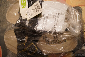 3x nazouváky na doma pro návštěvy+kožené sandály - 2