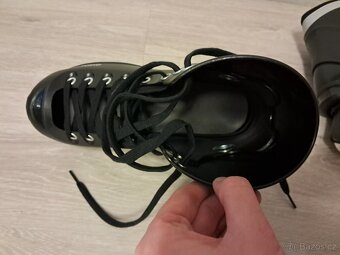 Lední brusle vel. 41 - 2