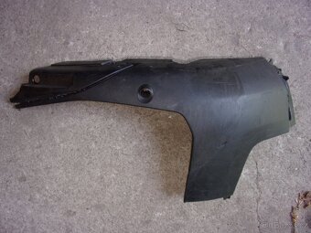 pravá spodní lišta př.nárazníku Peugeot 3008 od roku 2017 - 2