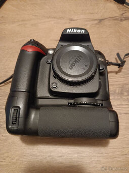 NIKON D90 s veškerým příslušenstvím - 2