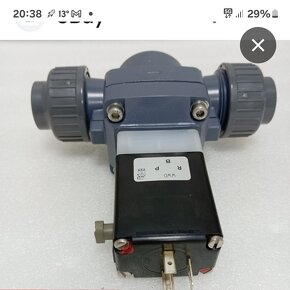 Dvoucestný elektromagneticky PVC ventil Parker - 2