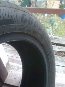 Letní pneu GoodYear 205/55 R16 - 2