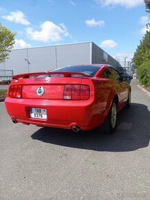 Ford Mustang GT 4.6 - 2