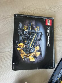 Lego Technic důlní rypadlo 3929kostek - 2