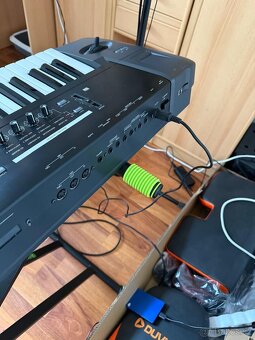 Korg TR76 - 2