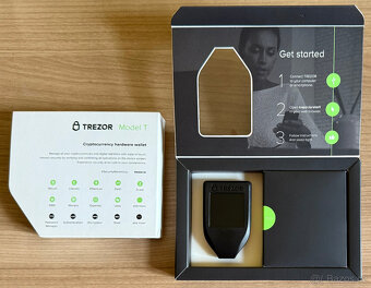 Trezor Model T, bezpečná krypto peněženka - 2
