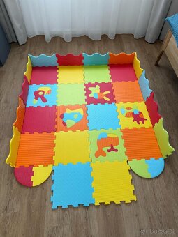 Pěnové Puzzle tectake na podlahu - Rozložené 155x170 - 2