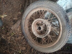 Prodám kola na motorku,sleva na 100kč - 2