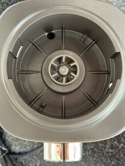 Nefunkční stolní mixér Tefal PerfectMix+ BL811D38 - 2
