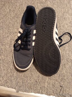 Adidas vel.40 - 2