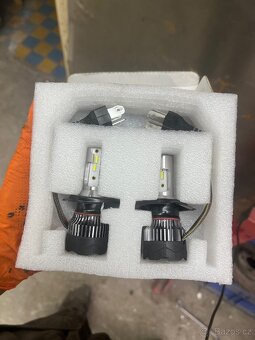 H4 led žárovky - 2