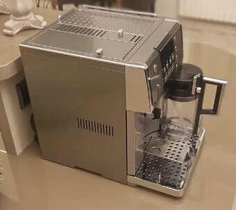 Kávovar DeLonghi ESAM 6620 PrimaDonna - 2