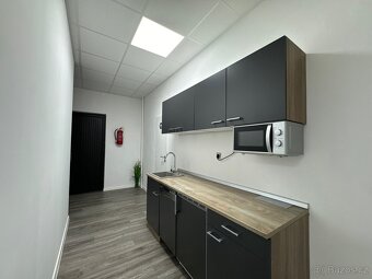 Pronájem nebytových prostor 124m2 - 2