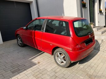 Prodám Lancia Y (Ypsilon), objem 1,2, r.v. 2002 - 2