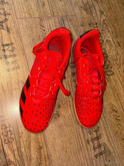 Sálové kopačky Adidas, velikost 38 - 2