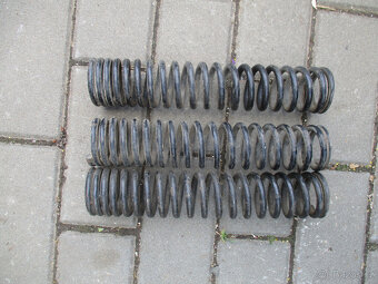 Zadní pružiny ČZ 175,250,350, JAWA 350/632,634,638,639,640 - 2