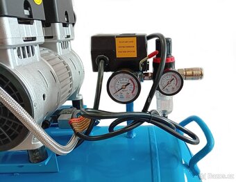 Bezolejový kompresor 100L, 485l /min, 8 Bar - 2