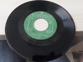 Žáci - Spinkej / Písnička / Malbruk / Pozdrav (1985) - 2