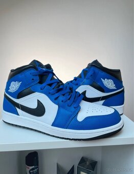Air Jordan 1 Mid - 2