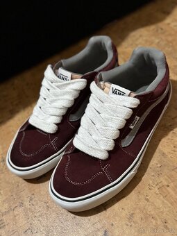 Vans - 2
