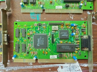 staré grafické karty, Trident, UMC, Cirrus logic, S3... - 2