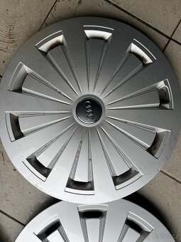 Originál Audi poklice R16 - 2