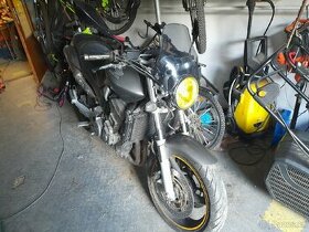 Honda Hornet CB 900F - 2