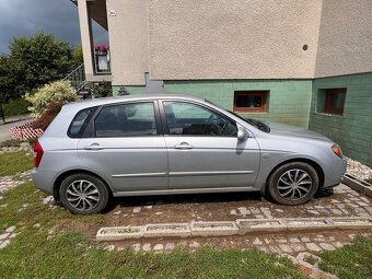 Kia Cerato - 2