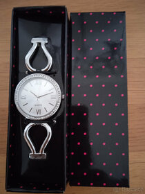 Dámské hodinky - 2