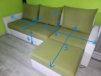 Zelenobílý gauč - 2