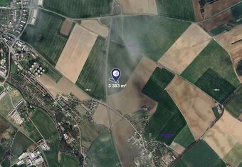 Prodej podílu 1/2 pole 1 692 m², Chrudim - 2