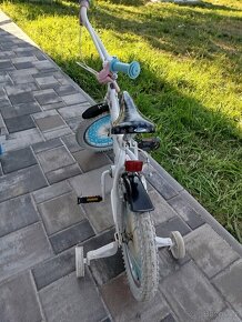 DĚTSKÉ KOLO S PŘIDAVNÝMI KOLEČKY - 2