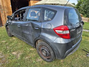 HONDA JAZZ 1.2 66KW náhradní díly 2013-2015 - 2