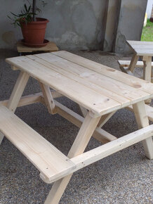 prodám zahradní posezení - 2