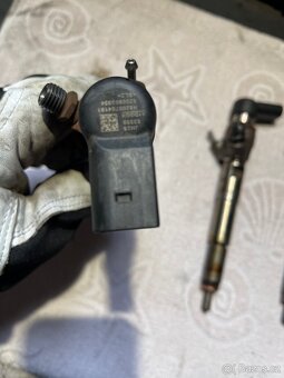 RENAULT MEGANE III 1.5DCi-81Kw—-VSTRIKY - 2