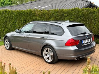 BMW 320i AUTOMAT - NAVI XENON / 04/2012 - 160.801km / KRÁSNÝ - 2