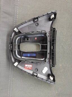 Honda CR-V 3 / CR-V 3 plast kolem řadící páky automat - 2