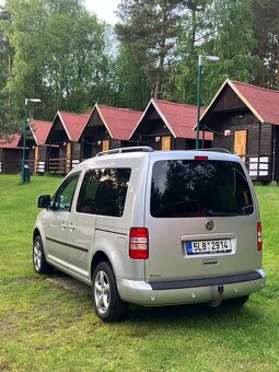 VW CADDY 2 TDI 103 KW 7 míst - 2