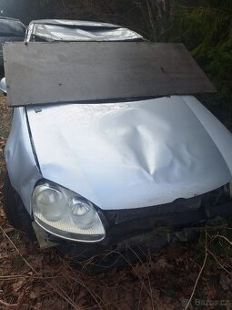 VW Golf 1.9TDi - 2