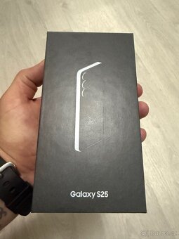 Samsung Galaxy S 25 , 12GB/256GB , Šedá, Nový, Záruka 2 roky - 2
