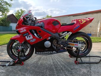 Okruhova Honda CBR 600 f4 - 2
