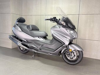 Suzuki Burgman 650 Executive ABS - ČR / JEN 15162 KM - 2
