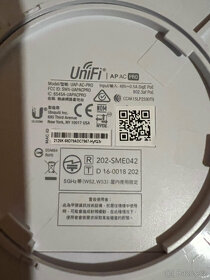 Nové, nevyužité Ubiquiti UniFi UAP-AC-PRO - 2