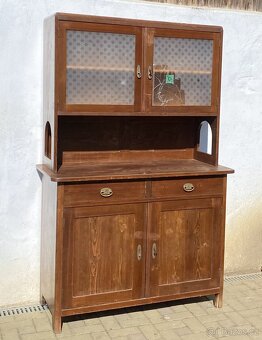 Starožitná skříň/kredenc - 2