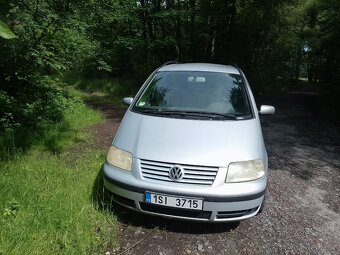 Volkswagen Sharan 1.9 TDi - 2